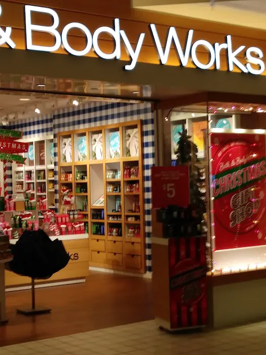 Bath & Body Works 1