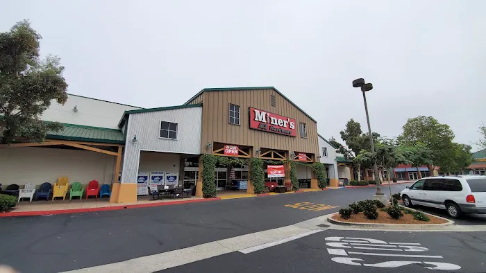 Miner's Ace Hardware 7