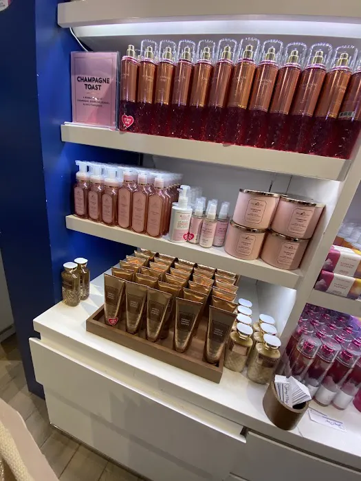 Bath & Body Works 9