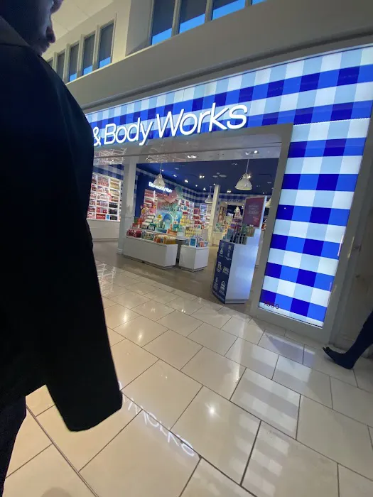 Bath & Body Works 4