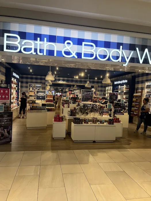 Bath & Body Works 4