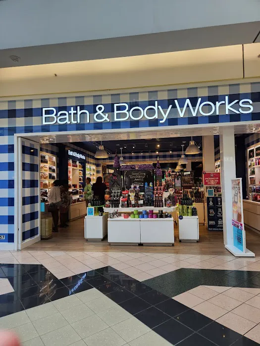 Bath & Body Works 4