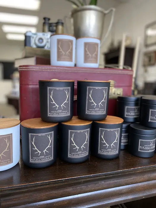 Elk Hill Candle Co. 7