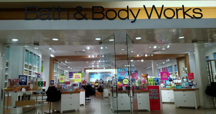 Bath & Body Works 2