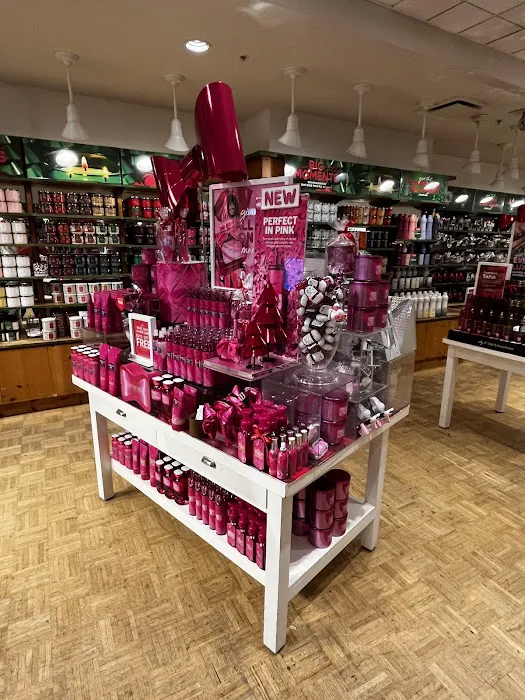 Bath & Body Works 9