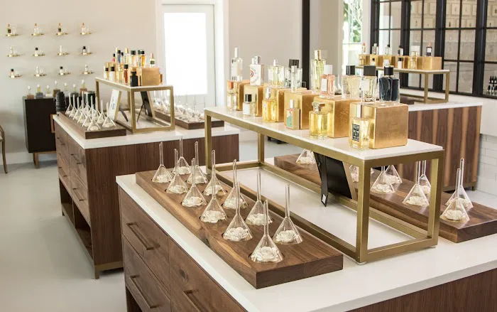 INDIEHOUSE modern fragrances - Workshops & Niche Perfumes 3