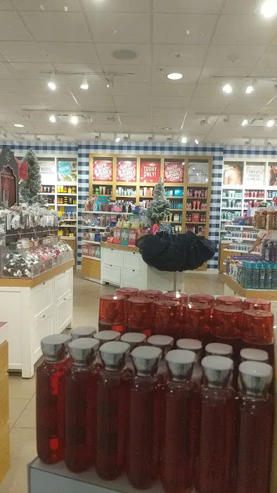 Bath & Body Works 4