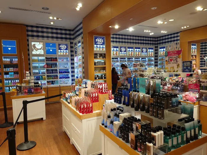 Bath & Body Works 6