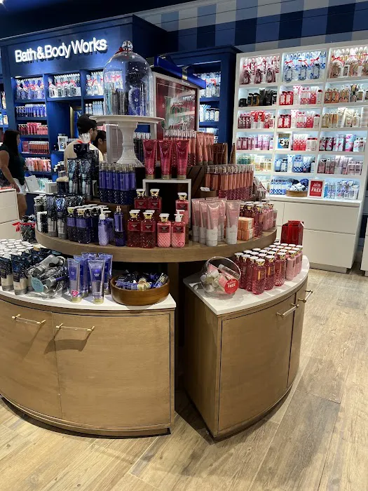 Bath & Body Works 2