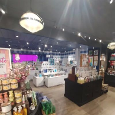 Bath & Body Works