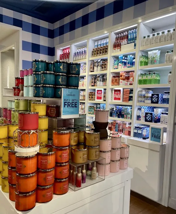 Bath & Body Works 9