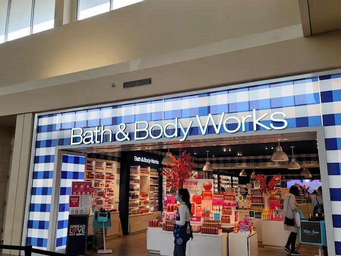 Bath & Body Works 9