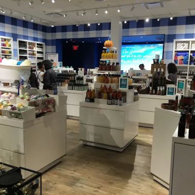 Bath & Body Works