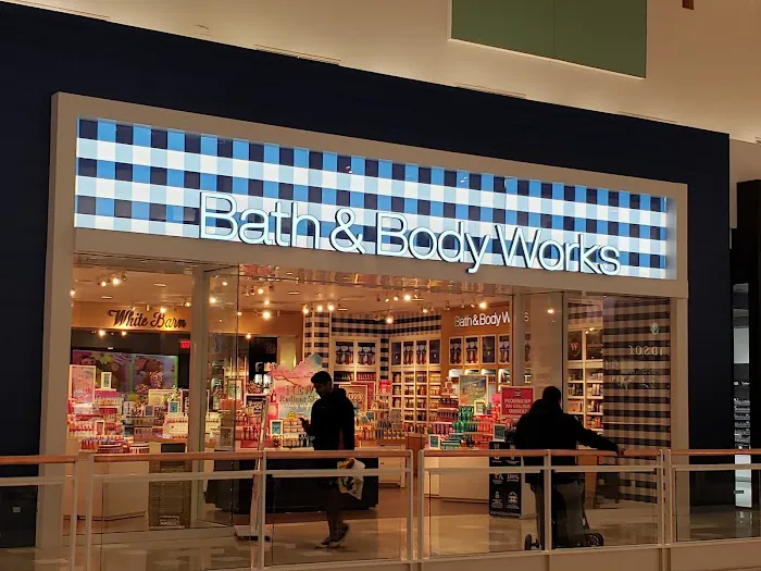 Bath & Body Works 4