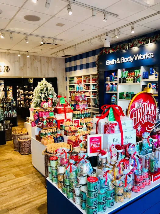 Bath & Body Works 4