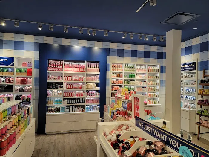 Bath & Body Works 3