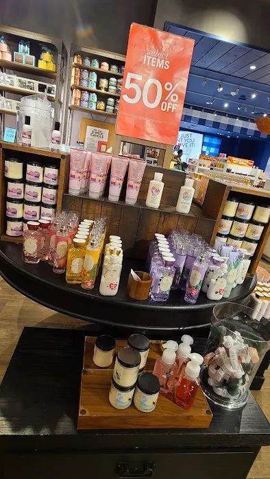 Bath & Body Works 7