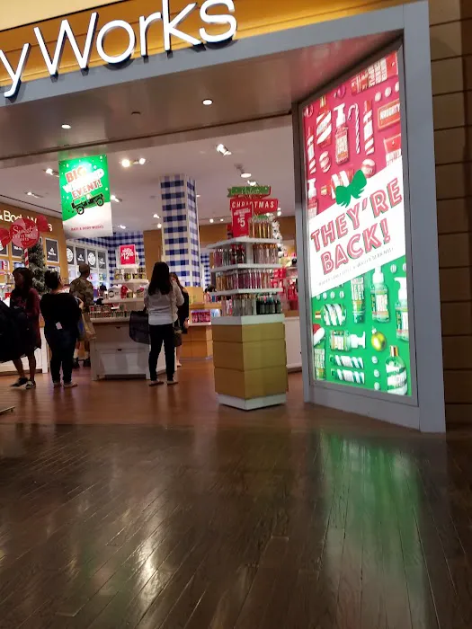 Bath & Body Works 1