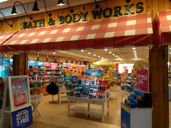 Bath & Body Works 6