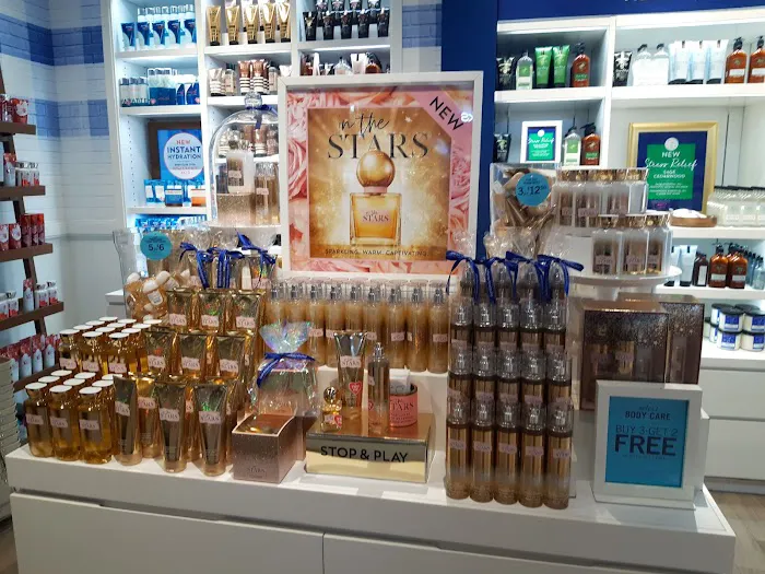 Bath & Body Works 4