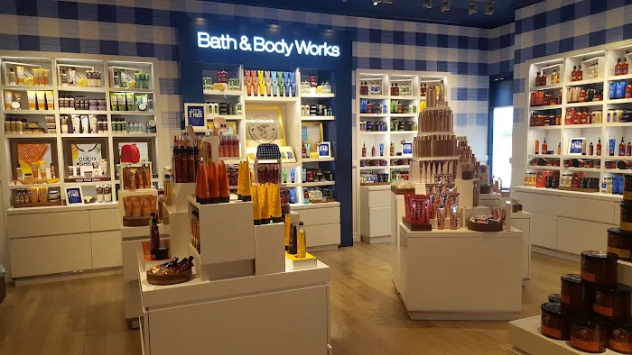 Bath & Body Works 1