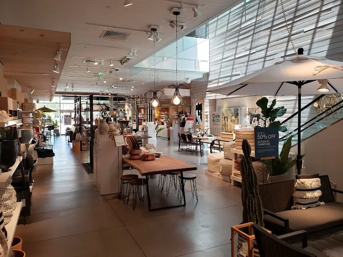 Crate & Barrel 5