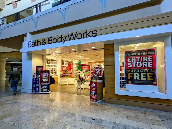 Bath & Body Works 4