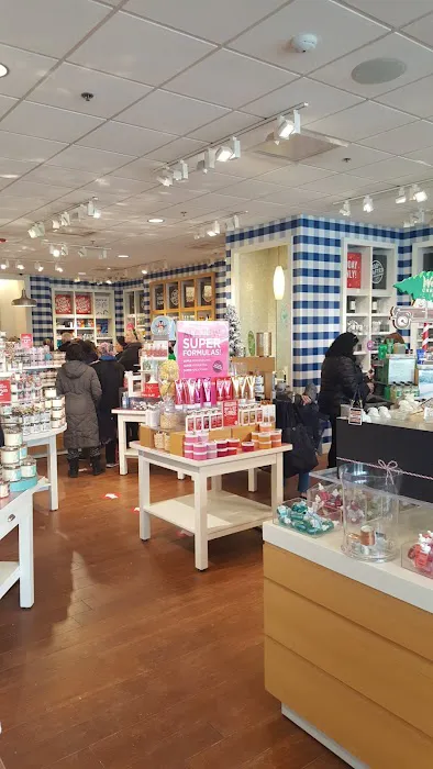 Bath & Body Works 2