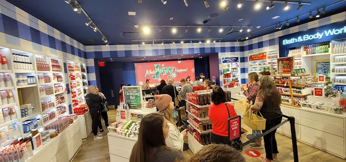 Bath & Body Works 8