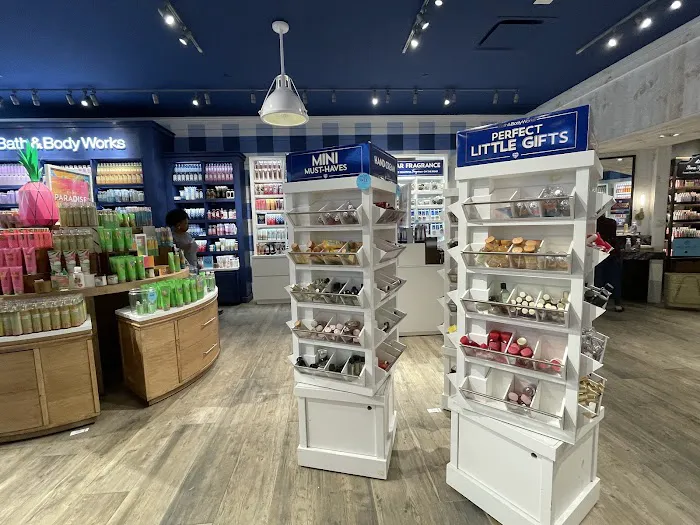 Bath & Body Works 6