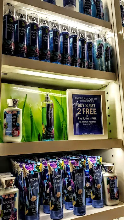 Bath & Body Works 2