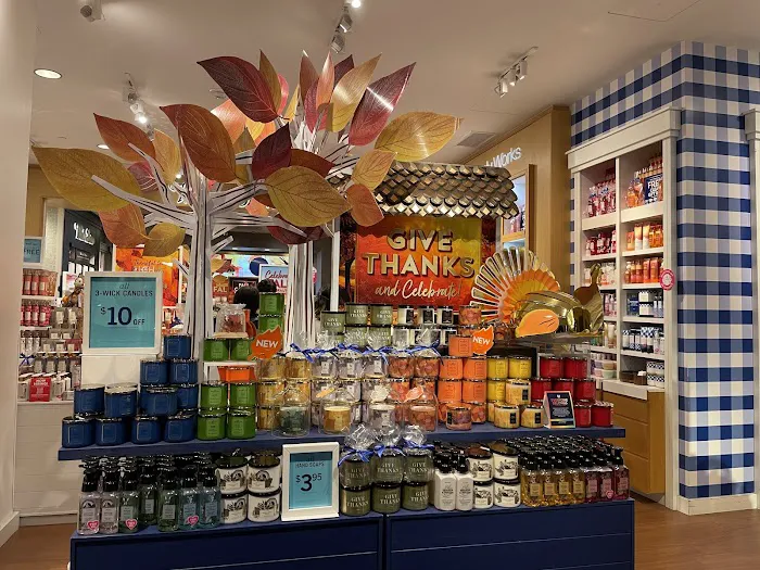 Bath & Body Works 9