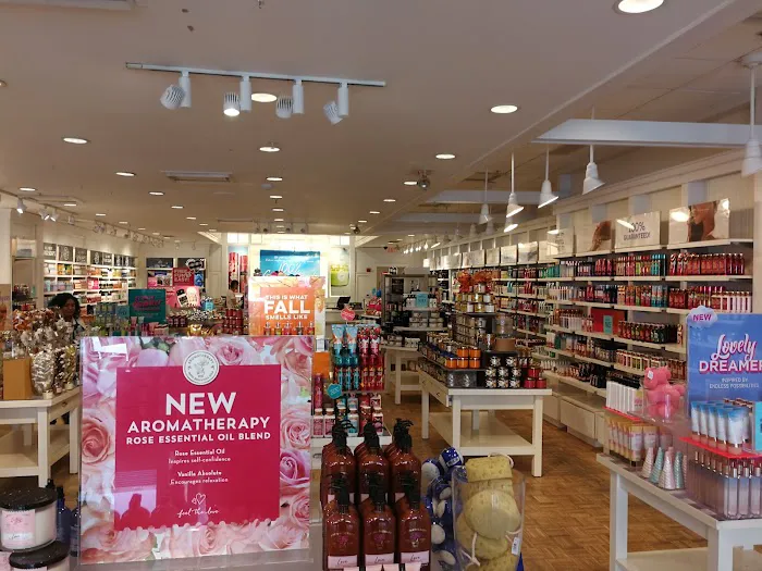 Bath & Body Works 8