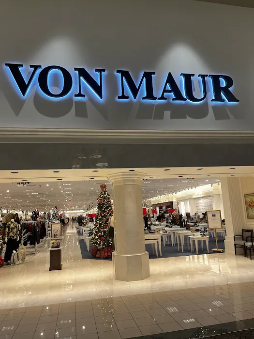 Von Maur 0