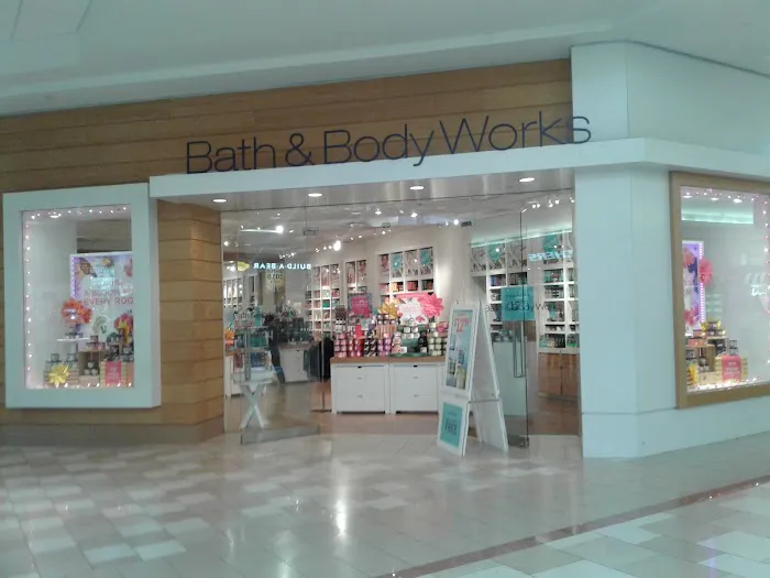 Bath & Body Works 2