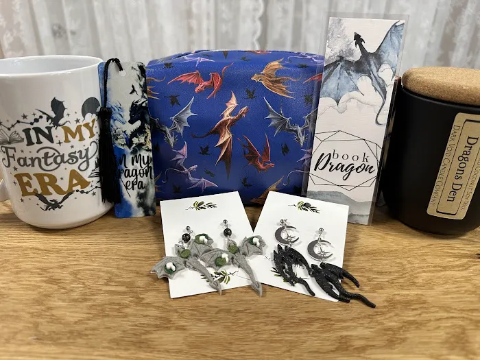 Dark Void Candle Company & Bookish Gifts 8