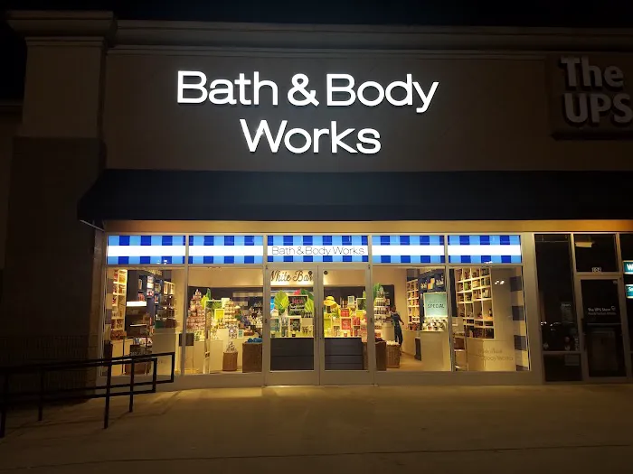 Bath & Body Works 2