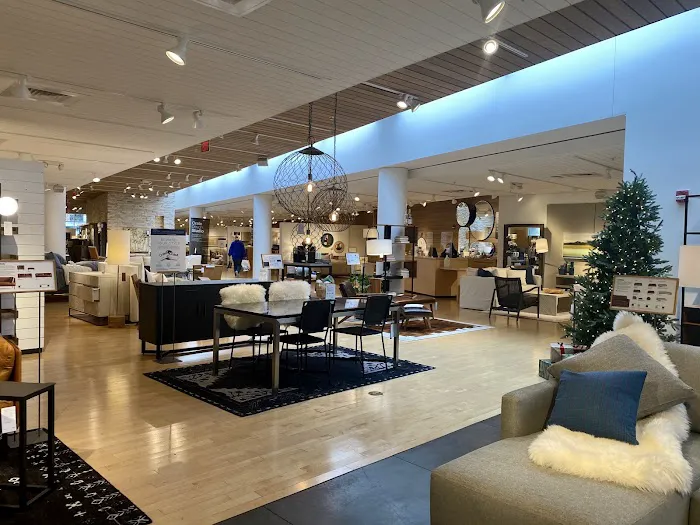 Crate & Barrel 8