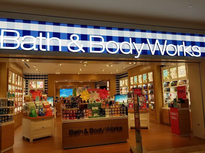 Bath & Body Works 2