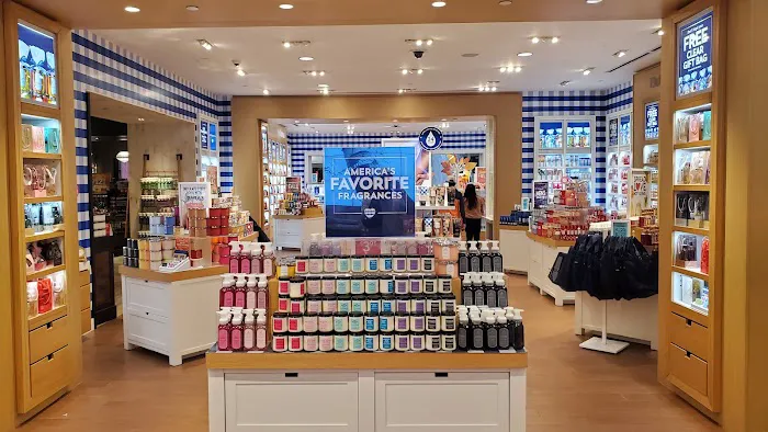 Bath & Body Works 7