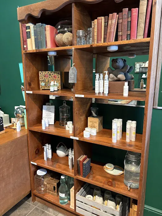 Dovetail Apothecary of Beauty 2