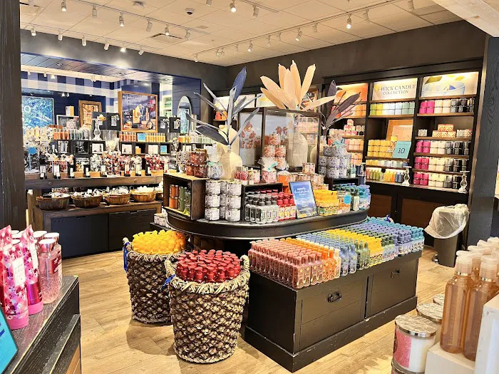 Bath & Body Works 4