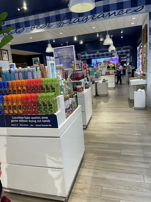 Bath & Body Works 9