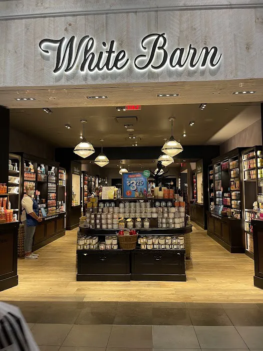 The White Barn Candle Co. 8