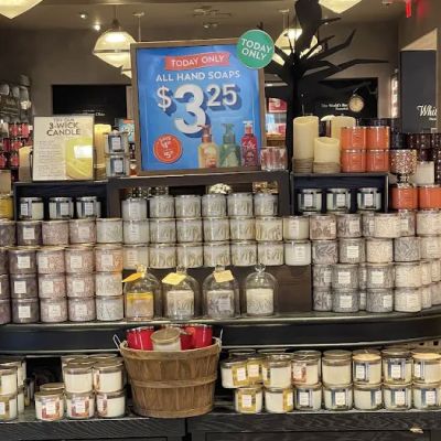 The White Barn Candle Co.