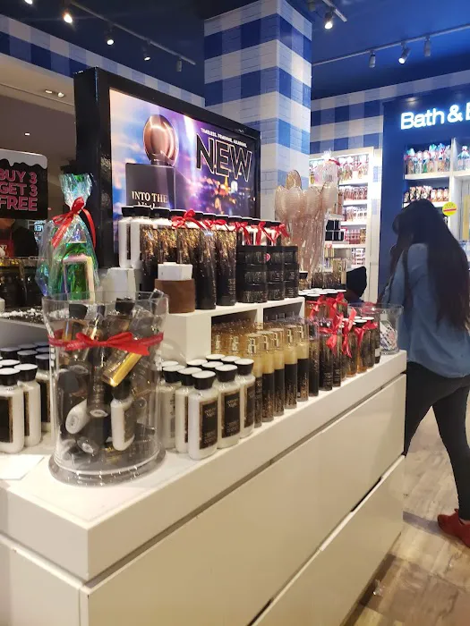 Bath & Body Works 2