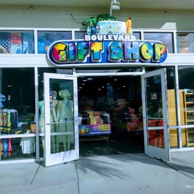 Boulevard Gift Shop