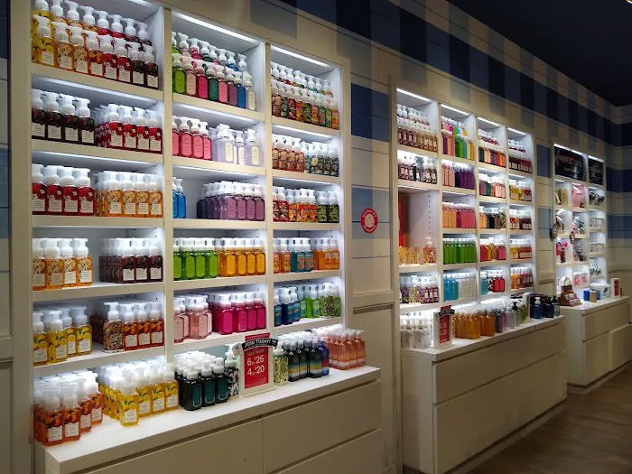 Bath & Body Works 2