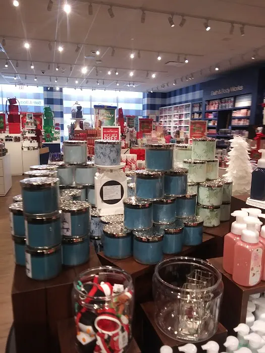 Bath & Body Works 1