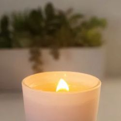 Iyore Candle Co ico